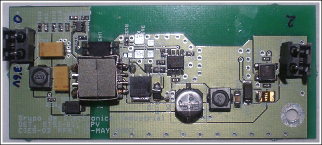 図3. 無線アプリケーション用PFM DC-DCコンバータ試作基板